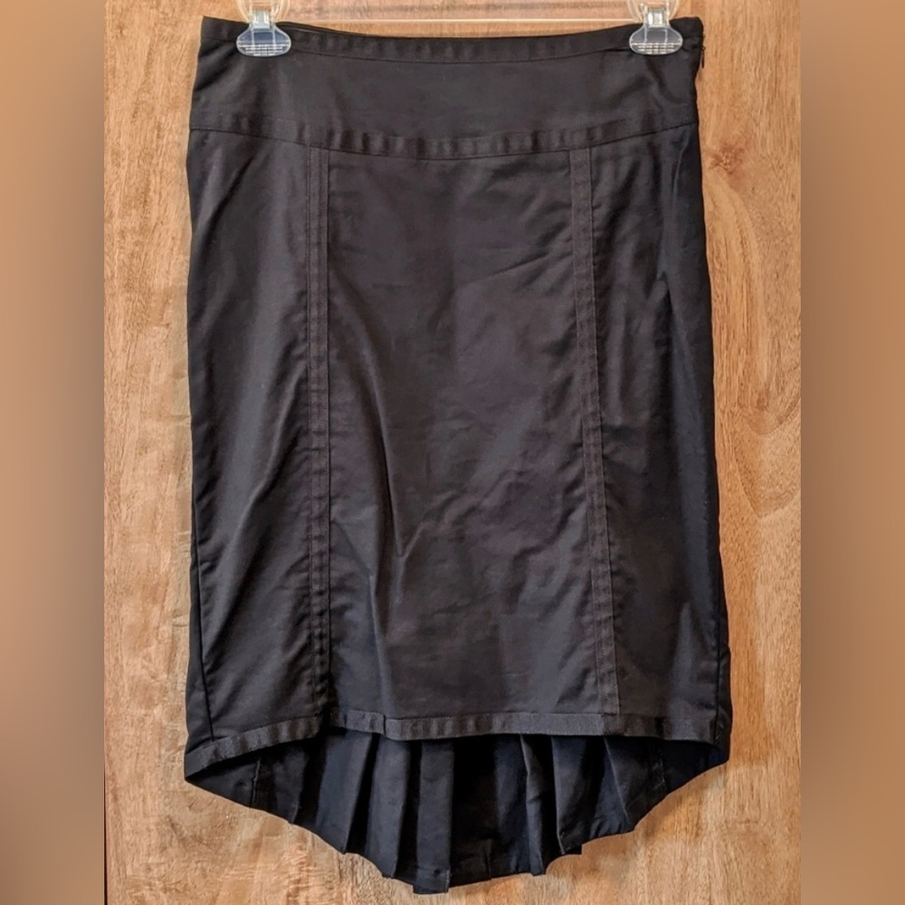 MOSSIMO High-Low Skirt with Back Ruffle, Black, Size: 4, EUC (CL-04 B)